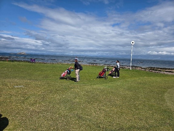 Joshua Hess with Swiss team bag at North Berwick